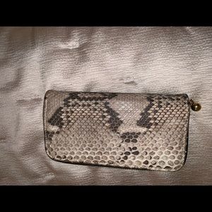 COPY - Snakeskin wallet